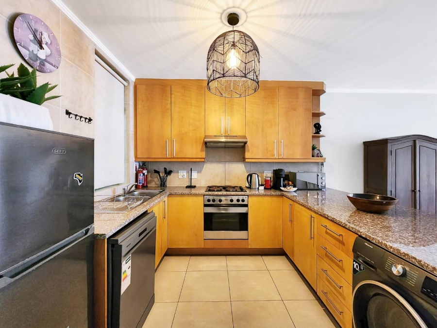 2 Bedroom Property for Sale in De Waterkant Western Cape